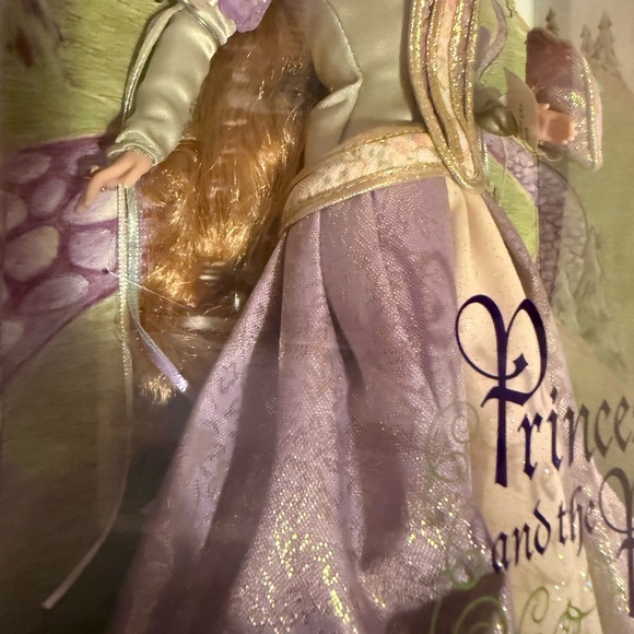 Barbie As Princess and the Pea NIB 2000 Barbie Collectibles #28800 NRFB Blonde - Picture 9 of 16